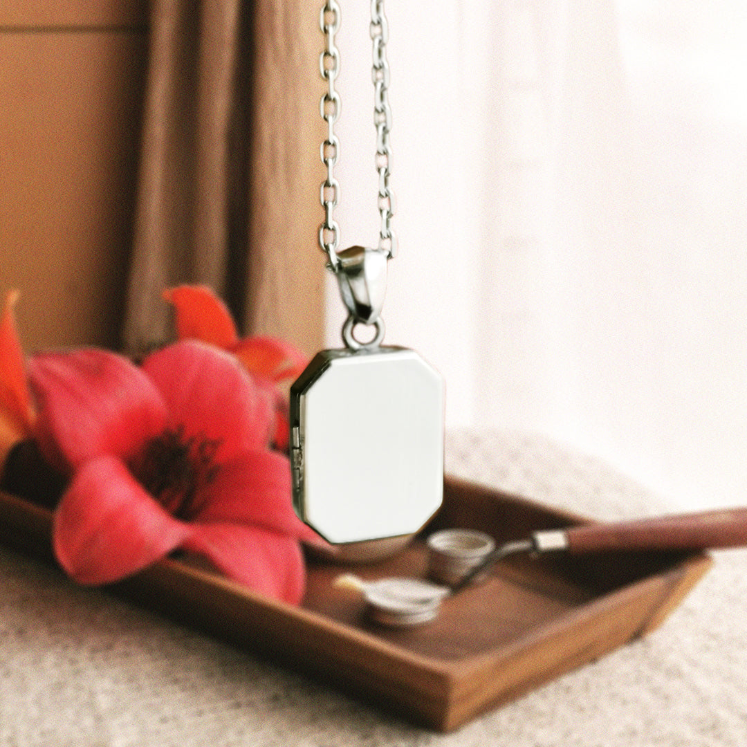 Locket Pendant Necklace